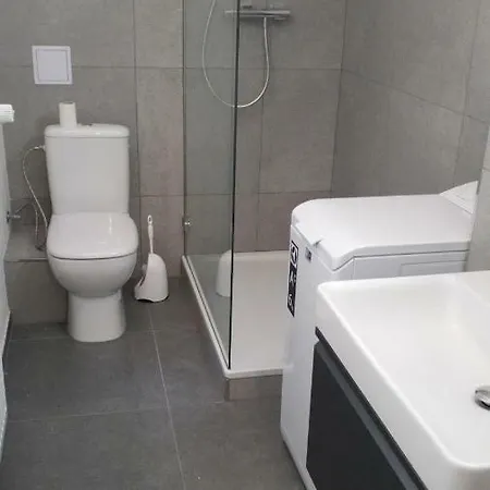 Six Senses Bratislava - Elegant & Spotless In Old Town דירה